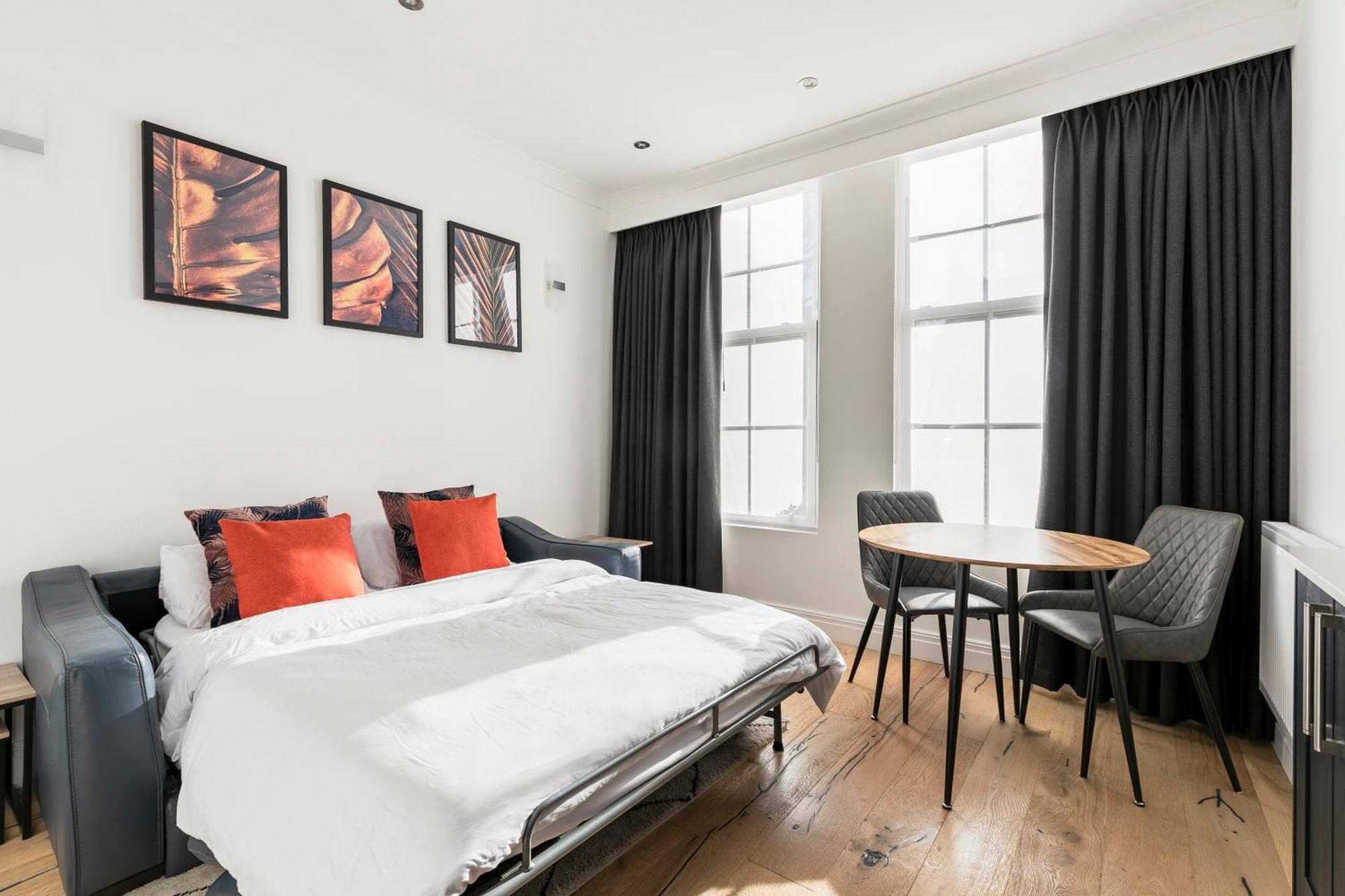 Modern Aptmt, 2 Stops To Central London, Smart Lock, Netflix 伊灵 外观 照片